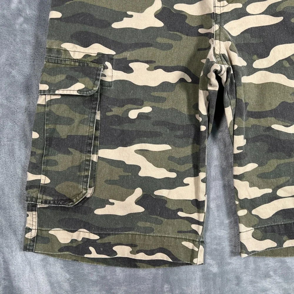 True Religion Camo Cargo Shorts Mens 30 Olive Green Military Flap Pocket 12''